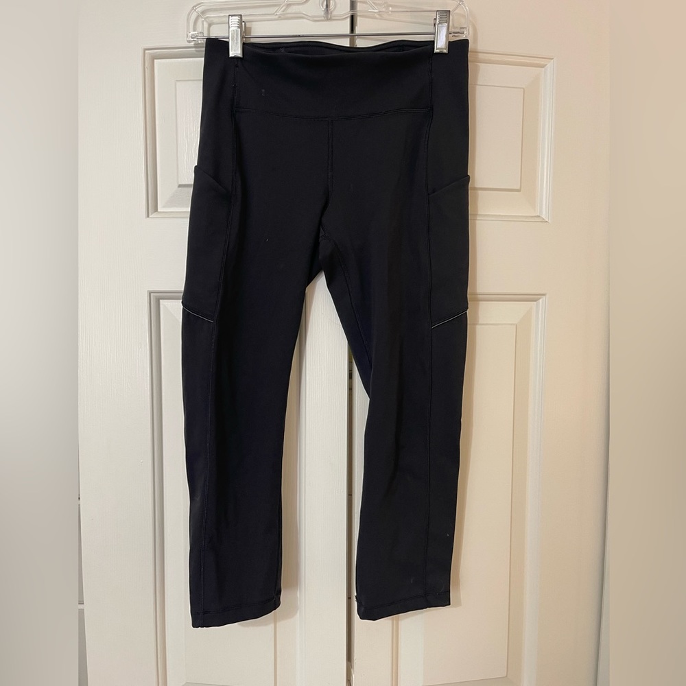 Lululemon Cropped Running Leggings Size 6